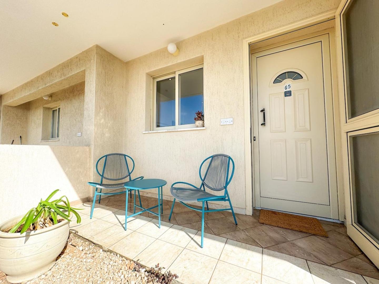 Royal-Seacrest Oasis, Pool-Side Paphos Exterior foto