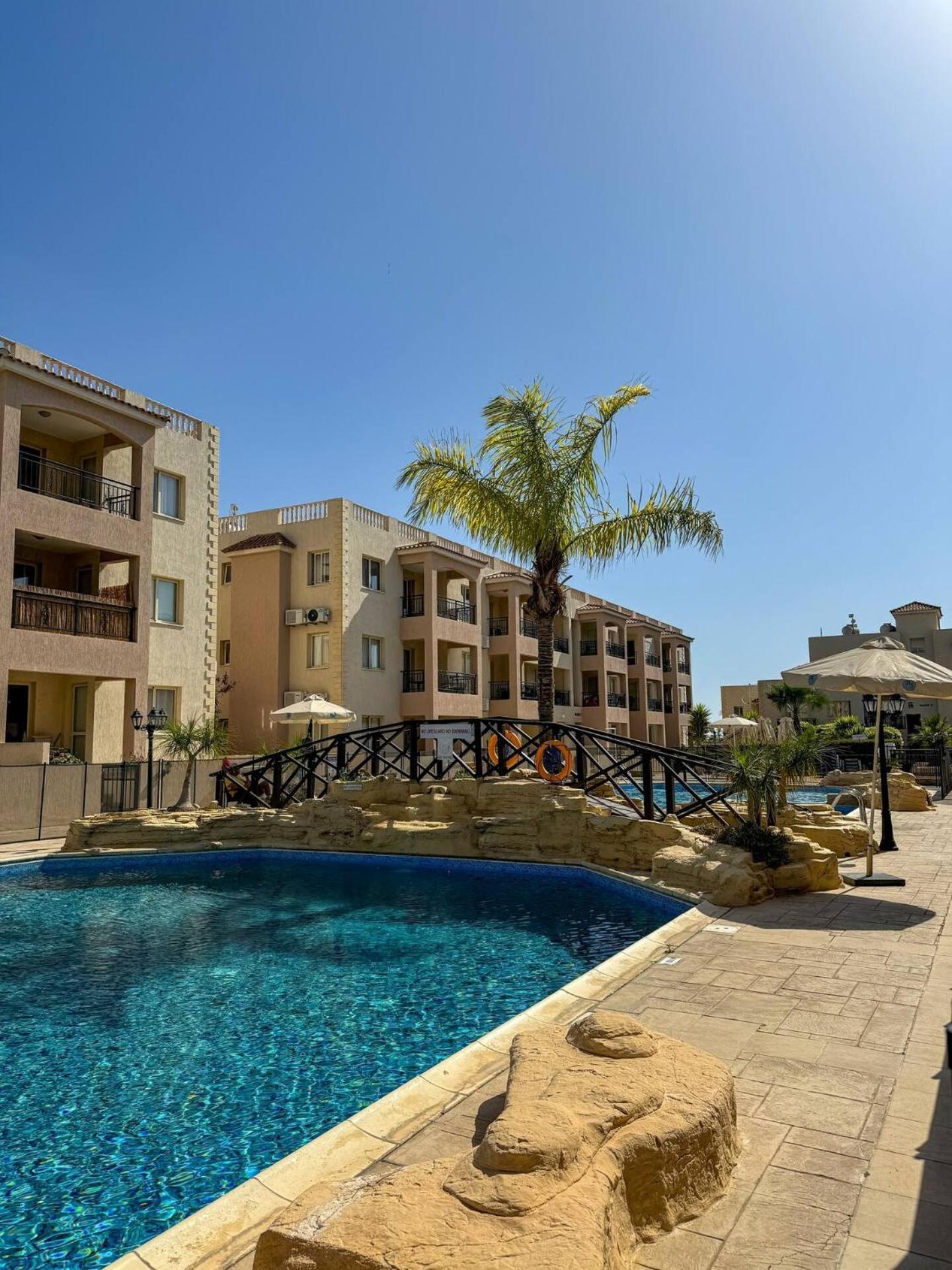 Royal-Seacrest Oasis, Pool-Side Paphos Exterior foto